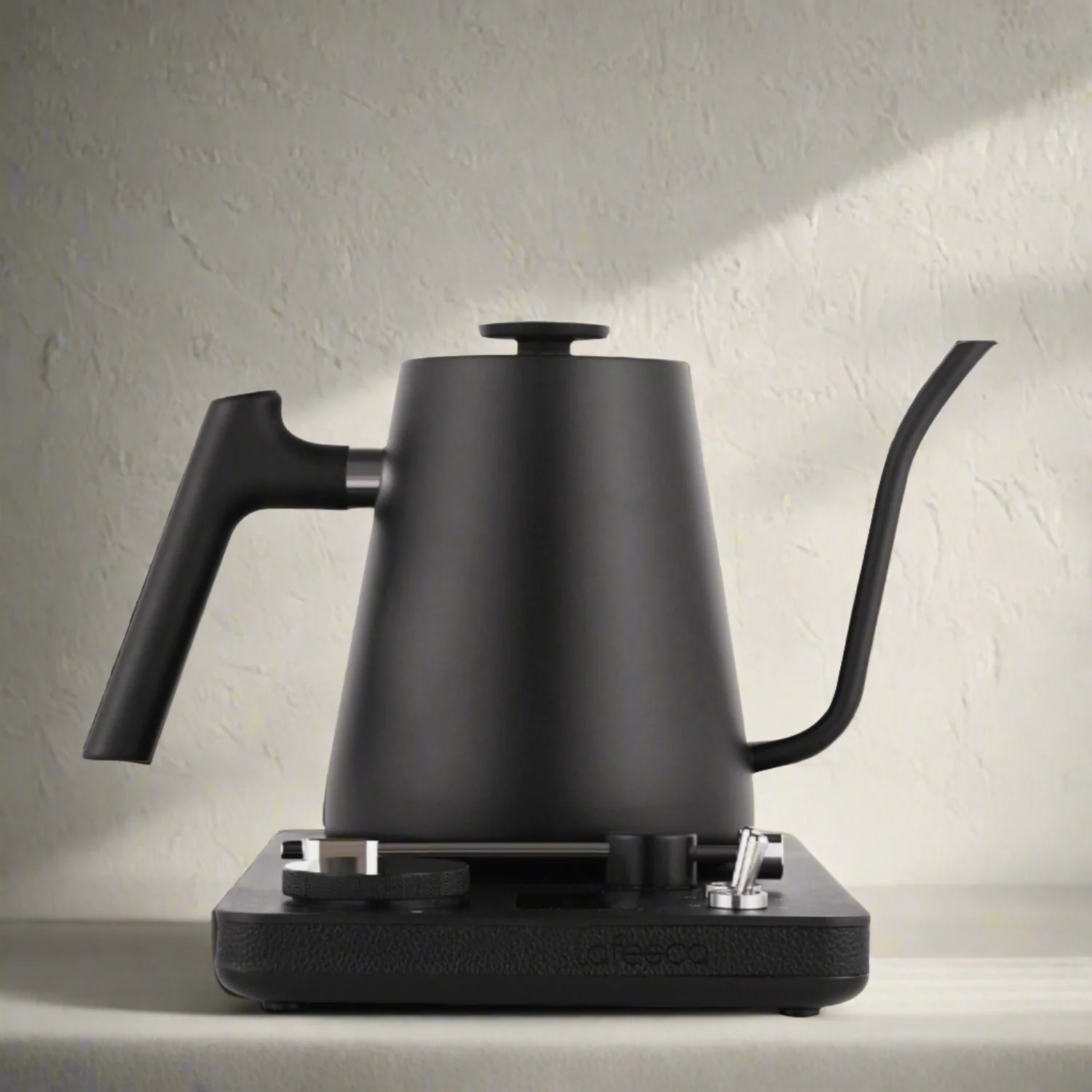 the DJ - Pour Over Electric Kettle - Image 8